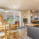 Сasa de vacaciones Star - 100m From The Sea By Interhome Rødekro