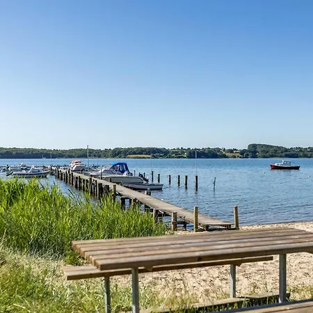 Star - 100m From The Sea By Interhome