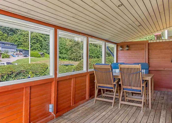 Star - 100m From The Sea By Interhome