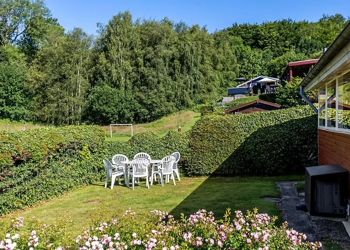 Star - 100m From The Sea By Interhome *